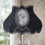 lampe oiseau gothique.jpg ia 1